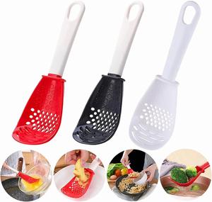 Multifunctional Slotted Spoon – Grind, Stir, Press Garlic & Ginger, Scoop, and Drain – Versatile Plastic Kitchen Utensil for Cooking & Stir-Fry