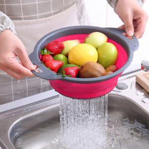 3-Pcs Collapsible Silicone Colander Set – Green, Blue & Purple Strainers (2x 4QT, 1x 2QT) for Easy Draining of Pasta, Veggies & Fruits